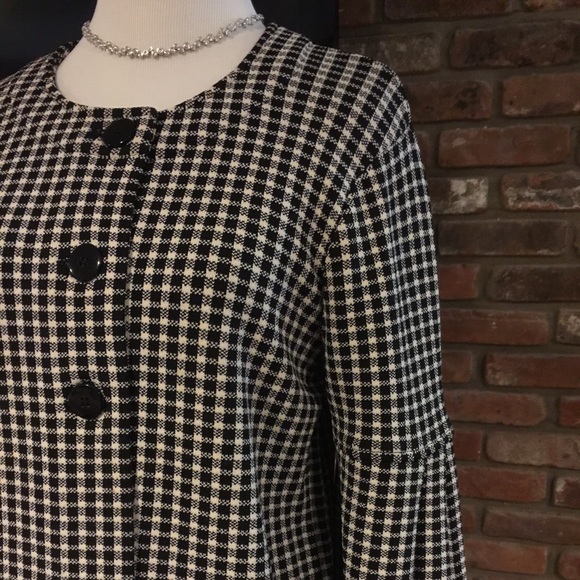 Jones New York 3/4 flair sleeve jacket - Picture 4 of 4